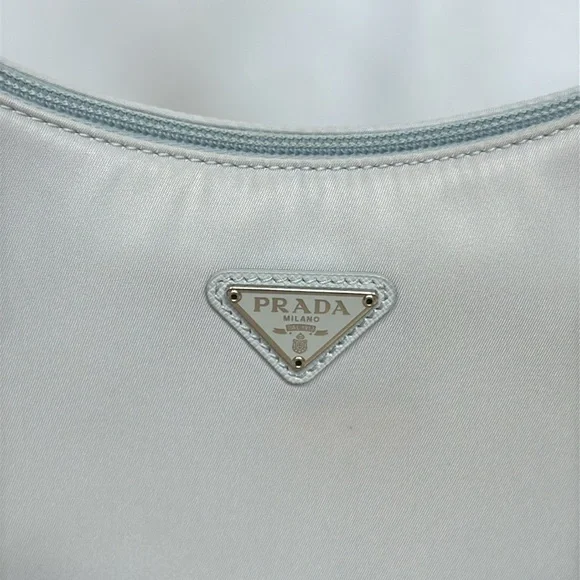Prada Re-Edition 2000 Re-Nylon Mini Bag Cornflower Silver-tone - Picture 7 of 16